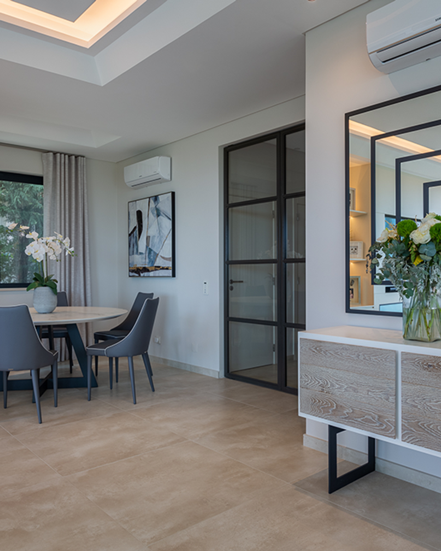 The Crest Loulé — interior design by Melissa Jane Interiors, photo 14