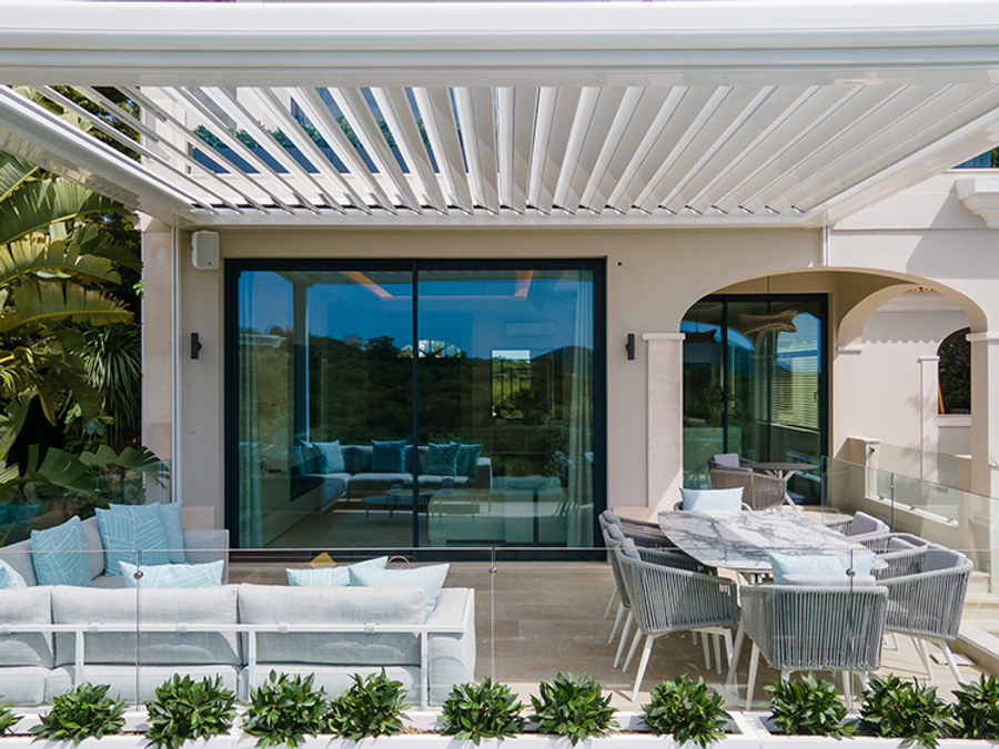 The Crest Loulé — interior design by Melissa Jane Interiors, photo 4