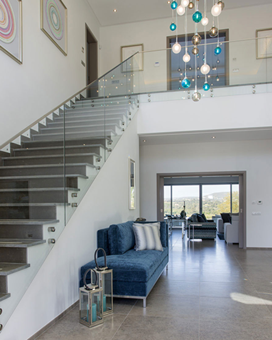Rua Cávado Quinta do Lago — interior design by Melissa Jane Interiors, photo 14